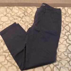 Women’s capris
